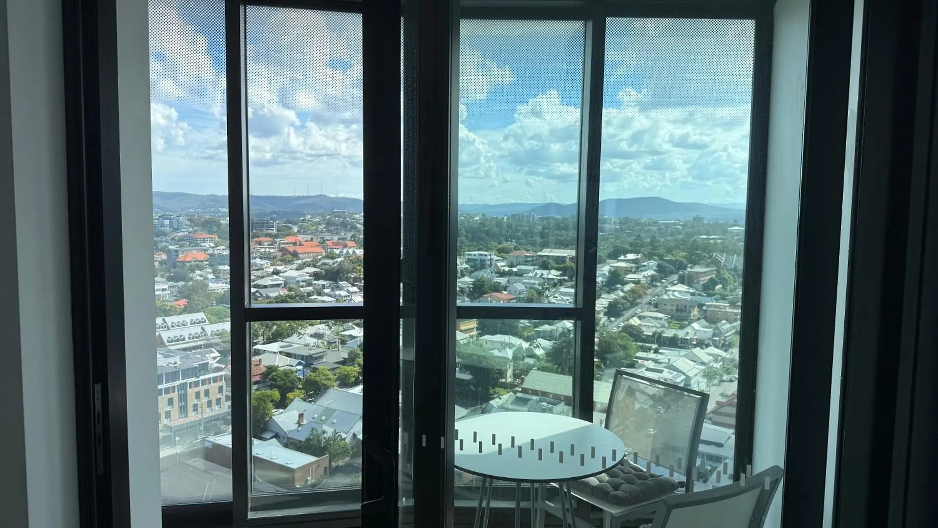 Top Floor Luxury Apartments Brisbane Australia